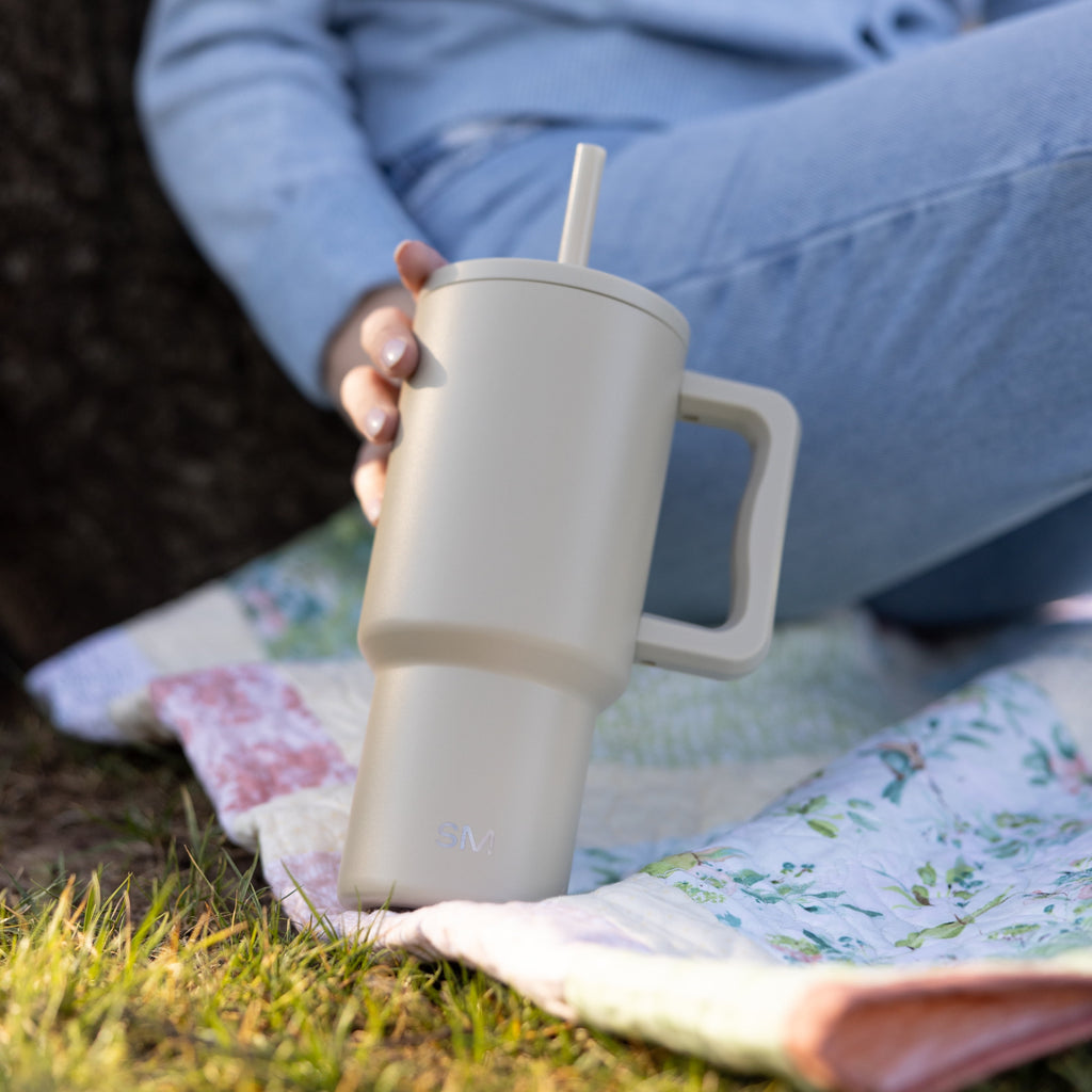 Simple Modern 30 fl oz Insulated Stainless Steel Trek Tumbler with Straw Lid | Seaglass Sage and Cream Checkmate - Pick 125