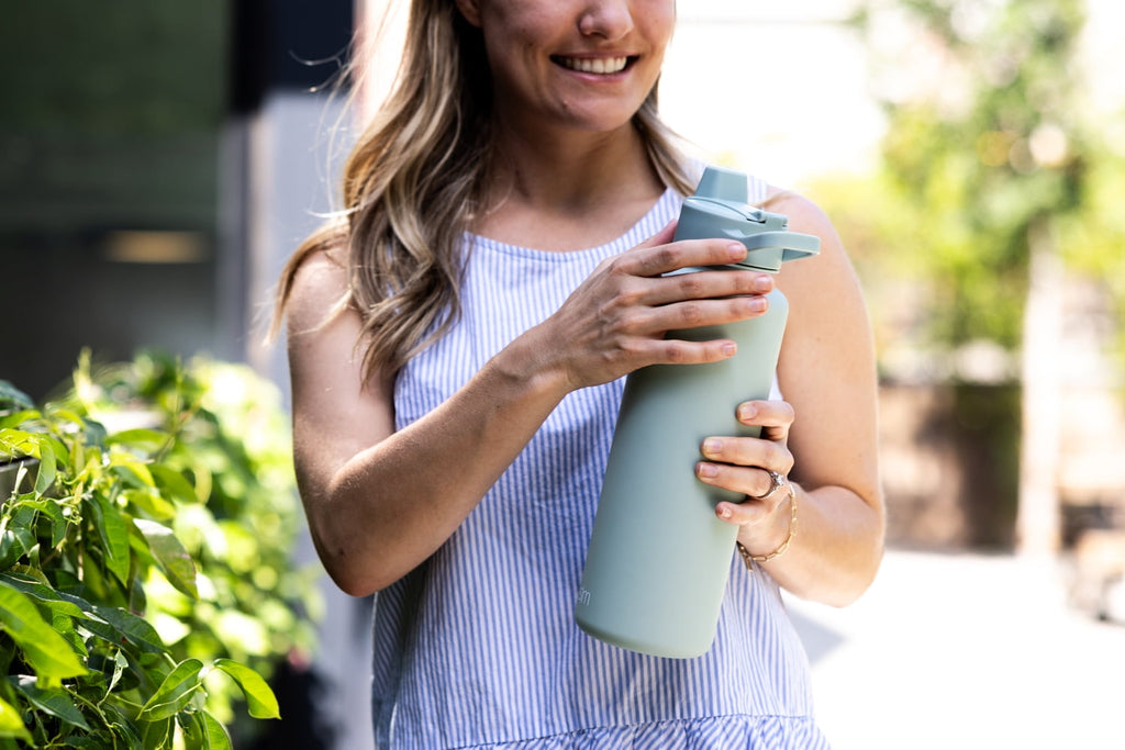 Simple Modern 48 fl oz Reusable Tritan Summit Water Bottle with Silicone Straw Lid|Seaglass Sage - Pick 744