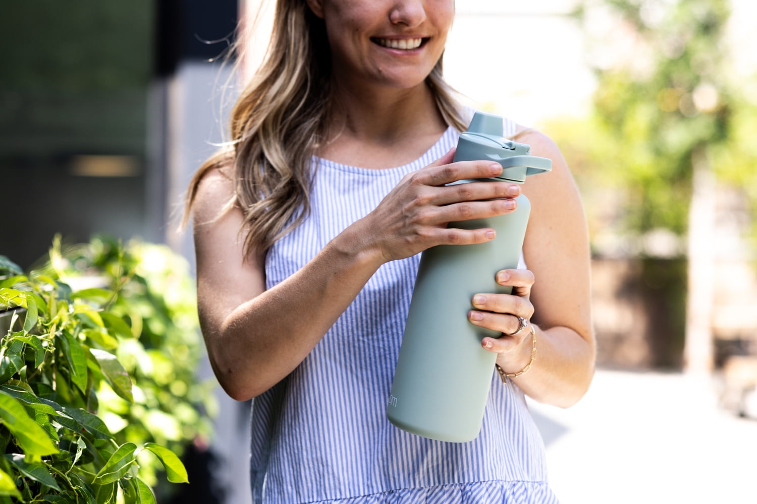 Simple Modern 48 fl oz Reusable Tritan Summit Water Bottle with Silicone Straw Lid|Seaglass Sage - Pick 744