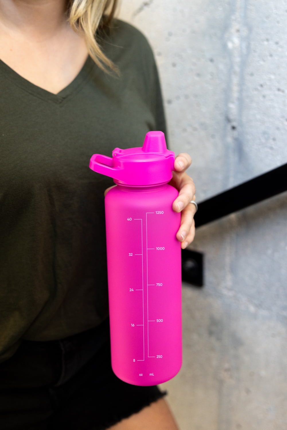 Simple Modern 48 fl oz Reusable Tritan Summit Water Bottle with Silicone Straw Lid|Raspberry Vibes - Pick 964