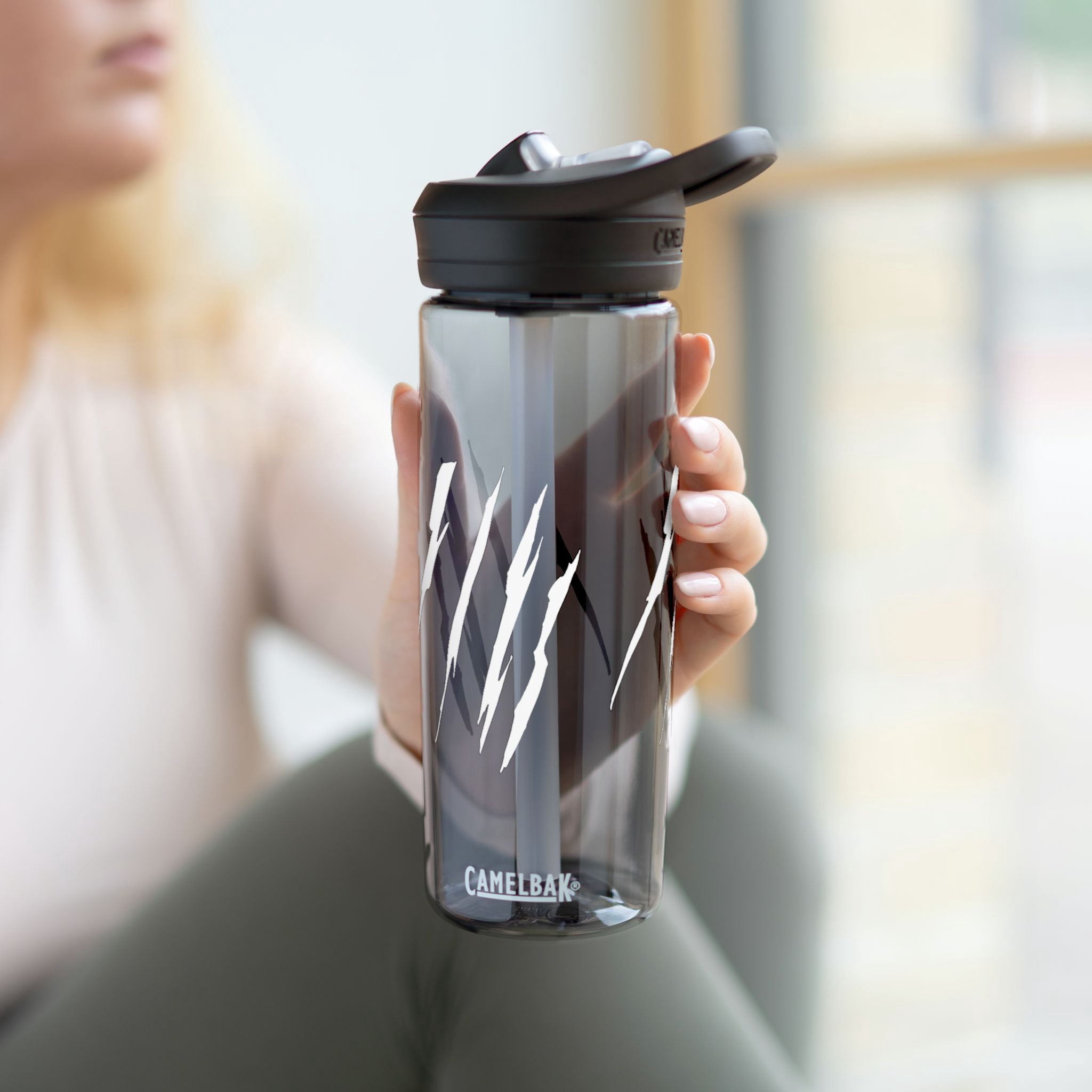 Effete Feline Claw Marks Scratch CamelBak Eddy®  Water Bottle, 20oz\25oz - Pick 834