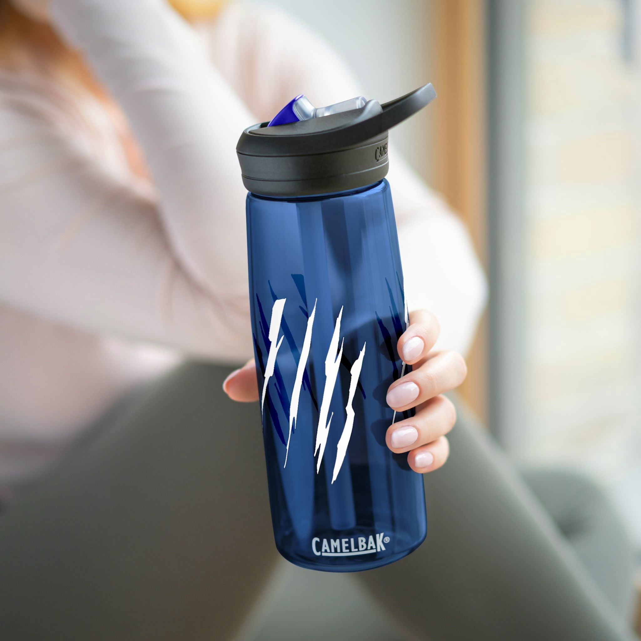 Effete Feline Claw Marks Scratch CamelBak Eddy®  Water Bottle, 20oz\25oz - Pick 834